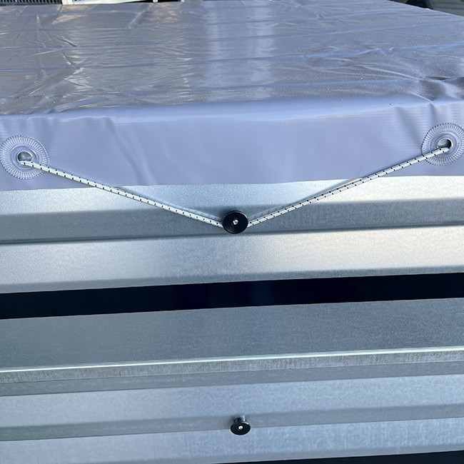 Bache-plate-pour-Brenderup-3205-1-compressed.jpg Bache-plate-pour-Brenderup-3205-1-compressed.jpg