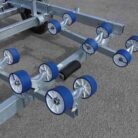Chariot-de-mise-a-leau-multi-rouleaux-4-compressed.jpg
