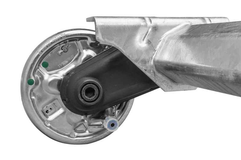 Essieu-freine-AL-KO-COMPACT-pour-remorque-1350kg-1260mm-4-compressed.jpg Essieu-freine-AL-KO-COMPACT-pour-remorque-1350kg-1260mm-4-compressed.jpg