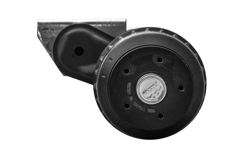 Essieu-freine-AL-KO-COMPACT-pour-remorque-bateau-1350kg-2-compressed-1.jpg Essieu-freine-AL-KO-COMPACT-pour-remorque-bateau-1350kg-2-compressed-1.jpg