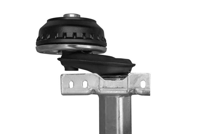 Essieu-freine-AL-KO-pour-remorque-1350kg-1100mm-4-compressed.jpg Essieu-freine-AL-KO-pour-remorque-1350kg-1100mm-4-compressed.jpg