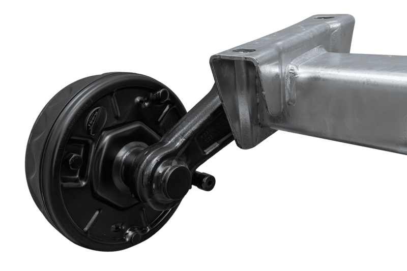 Essieu-freine-KNOTT-VGB13-pour-remorque-1350kg-1500mm-1-compressed.jpg Essieu-freine-KNOTT-VGB13-pour-remorque-1350kg-1500mm-1-compressed.jpg