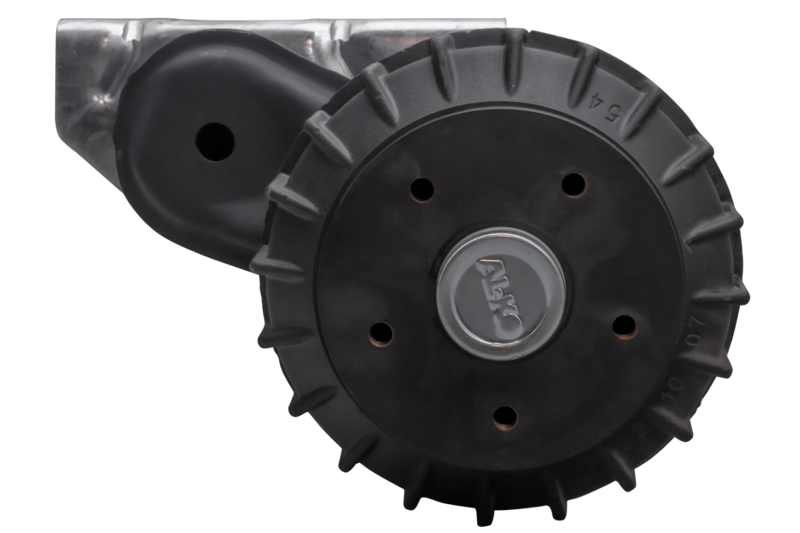 Essieu-freine-pour-remorque-1500kg-2-compressed.jpg Essieu-freine-pour-remorque-1500kg-2-compressed.jpg