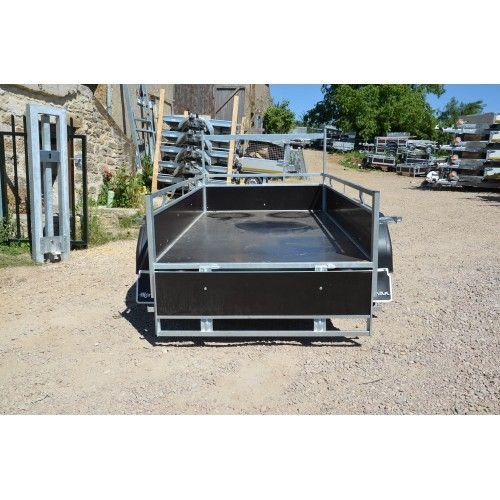 Kerenzo-Bois-254-x-128-double-essieux-PTAC-500-kg-1-compressed.jpg Kerenzo-Bois-254-x-128-double-essieux-PTAC-500-kg-1-compressed.jpg