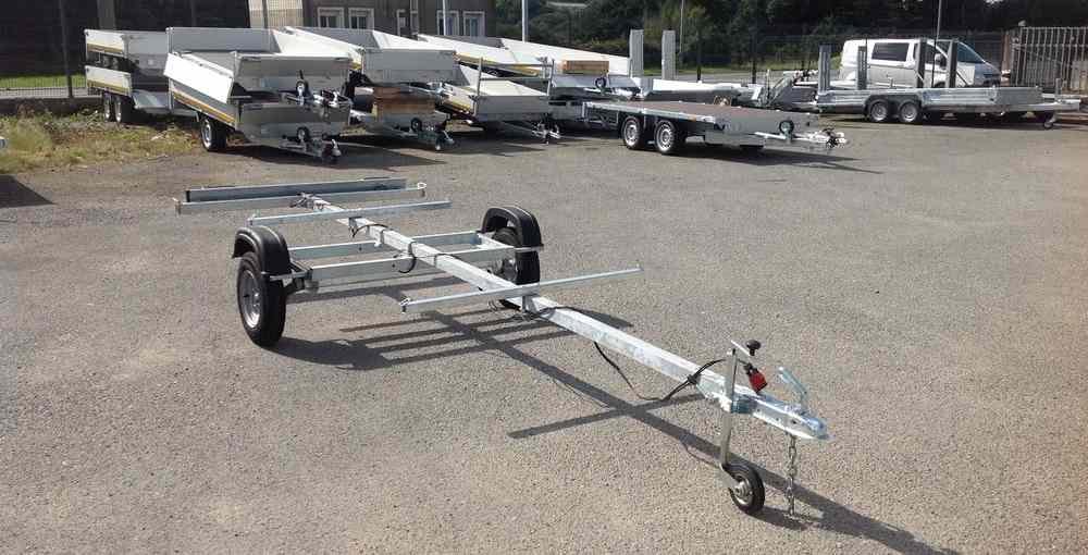 Remorque-Porte-Kayak-Planche-1-Places-1-compressed.jpg Remorque-Porte-Kayak-Planche-1-Places-1-compressed.jpg