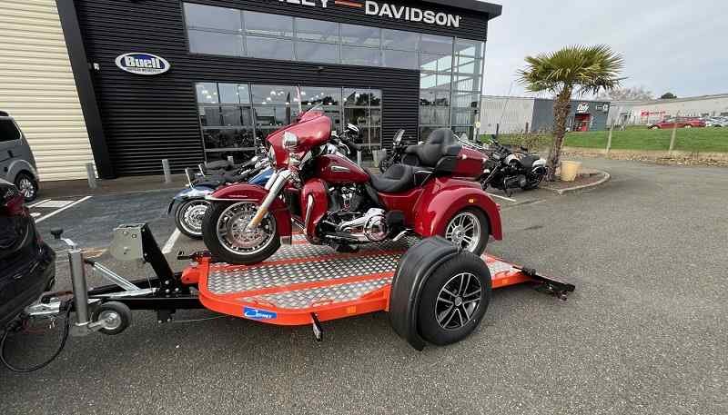 Remorque-Porte-moto-Cochet-maxi-duo-3-compressed.jpg Remorque-Porte-moto-Cochet-maxi-duo-3-compressed.jpg