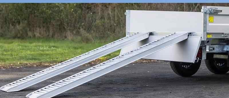 Remorque-benne-3500-Kg-DEBON-PW3-compressed-1.jpg Remorque-benne-3500-Kg-DEBON-PW3-compressed-1.jpg