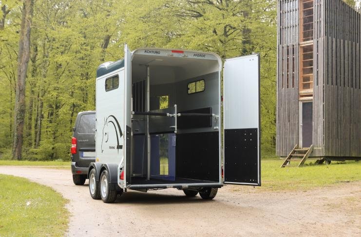 VACLTOURINGJUMPINGLUXE-Van-Touring-Jumping-Luxe-6.jpg VACLTOURINGJUMPINGLUXE-Van-Touring-Jumping-Luxe-6.jpg