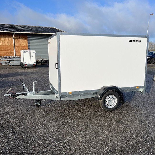 brenderup-cargo-dynamic-260wbr750-260x155cm-haut150cm-ptac-750kg-1.jpg brenderup-cargo-dynamic-260wbr750-260x155cm-haut150cm-ptac-750kg-1.jpg