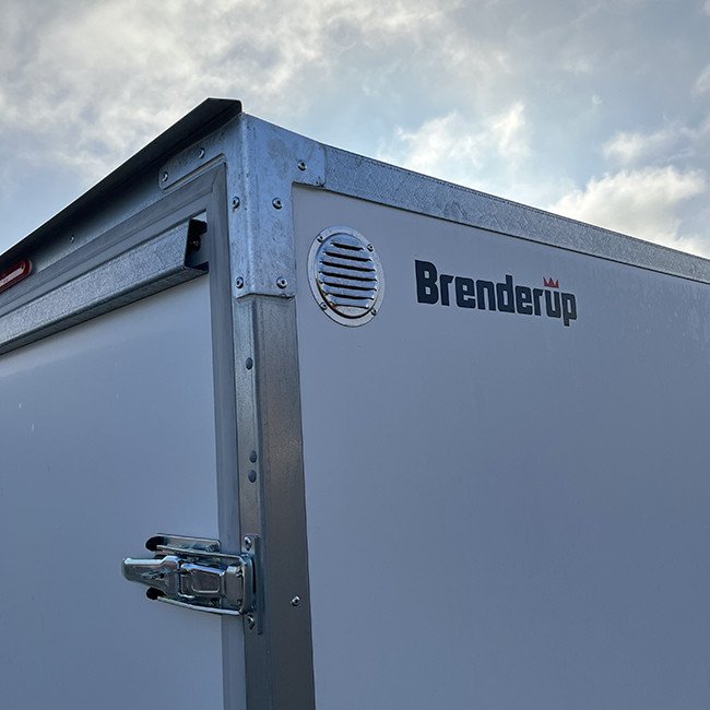 brenderup-cargo-dynamic-260wbr750-260x155cm-haut150cm-ptac-750kg-4.jpg brenderup-cargo-dynamic-260wbr750-260x155cm-haut150cm-ptac-750kg-4.jpg
