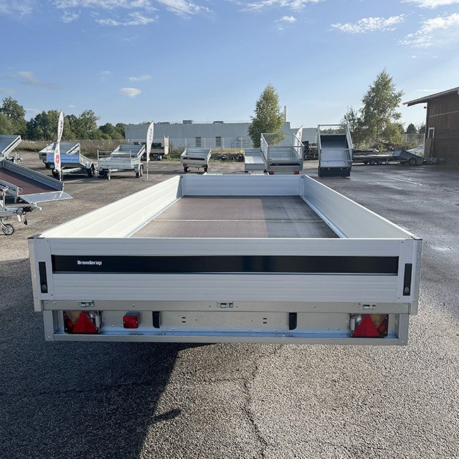 brenderup-plateau-5520watb3500-517x204cm-ptac-3500kg-2.jpg brenderup-plateau-5520watb3500-517x204cm-ptac-3500kg-2.jpg