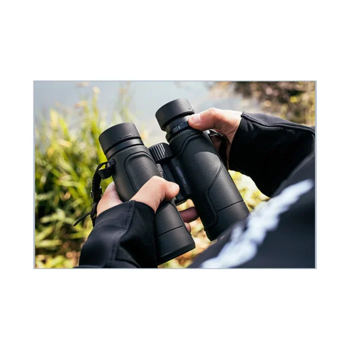 jumelles-prostaff-p7-10x42-nikon-3.webp