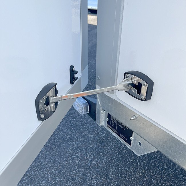 saris-go-306-154-180-avec-porte-laterale-droite-306x154x180cm-ptac-1500kg-4.jpg saris-go-306-154-180-avec-porte-laterale-droite-306x154x180cm-ptac-1500kg-4.jpg